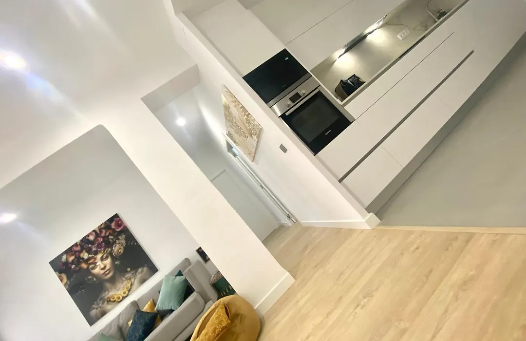 Barcelona Chic Apartments- Free Parking - 10 Min Bcn Center By Metro-1